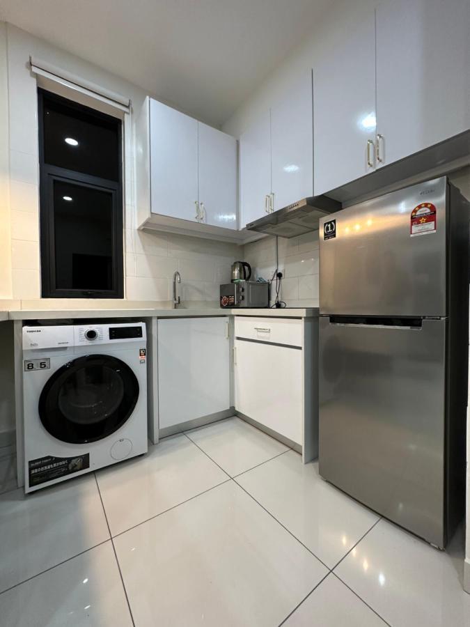 Aparthotel Arti Mont Kiara Kuala Lumpur Zewnętrze zdjęcie